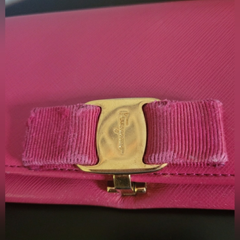 Salvatore Ferragamo Vara Bow Pink Bifold Long Leather Wallet - Picture 7 of 13